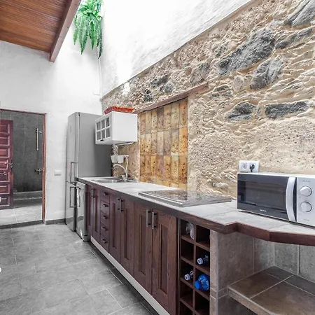 Flatguest Amiga Mia - Traditional House Holiday home