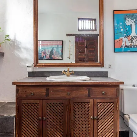 בית נופש Amiga Mia Traditional House לאס פאלמס דה גראן קנאריה