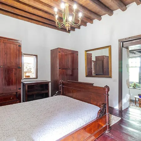 Flatguest Amiga Mia - Traditional House Holiday home