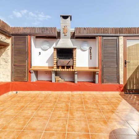 Dom wakacyjny Amiga Mia Traditional House